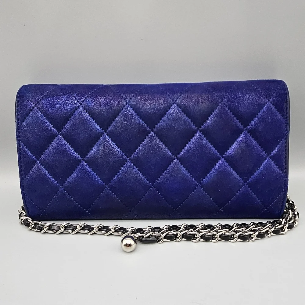 Chanel Quilted Iridescent Blue Wallet on Chain (WOC) Ruthenium HW - Picture 6 of 17